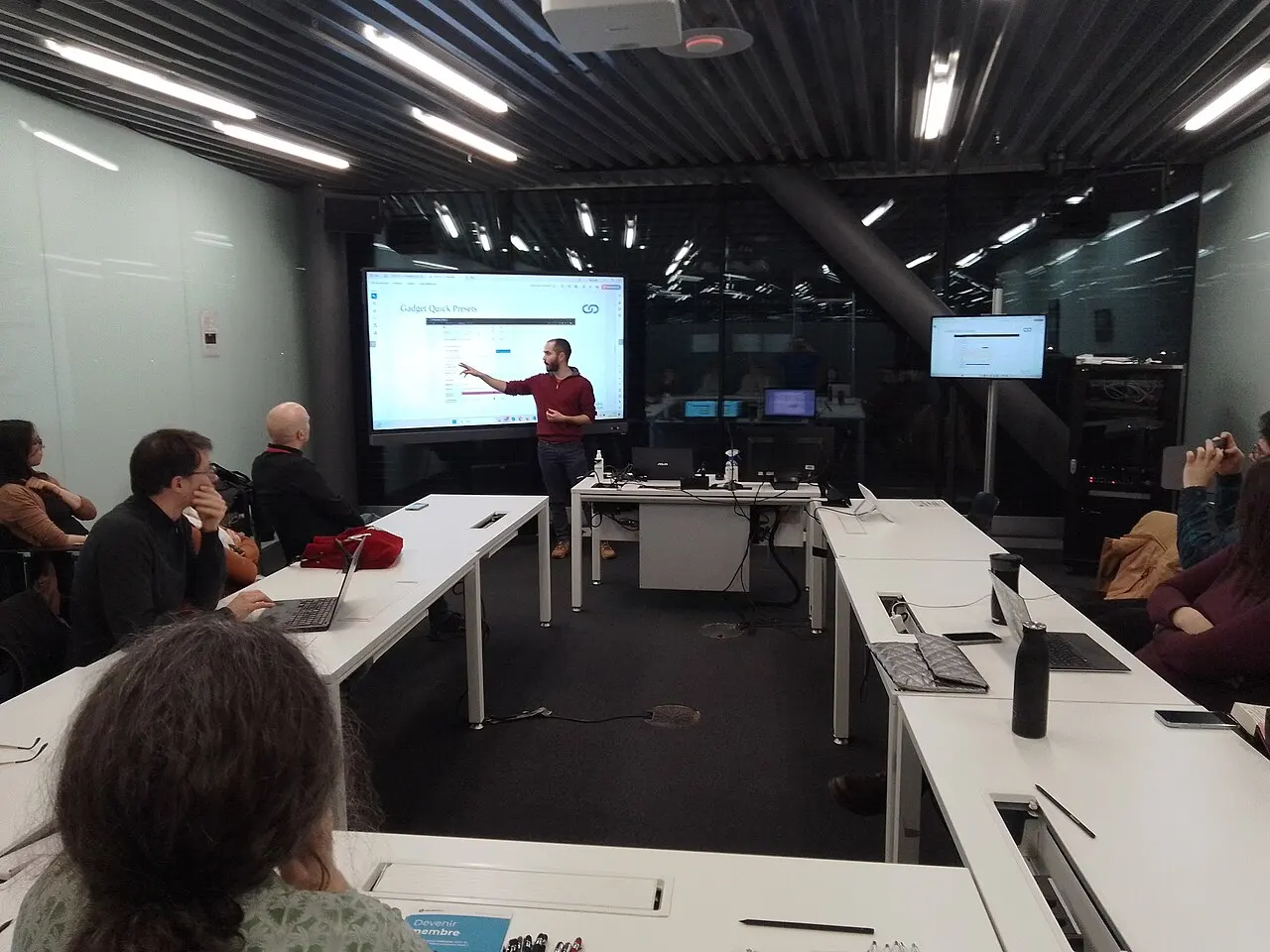 Presentation about bibliometry and Wikidata at the Geneva Graduate Institute